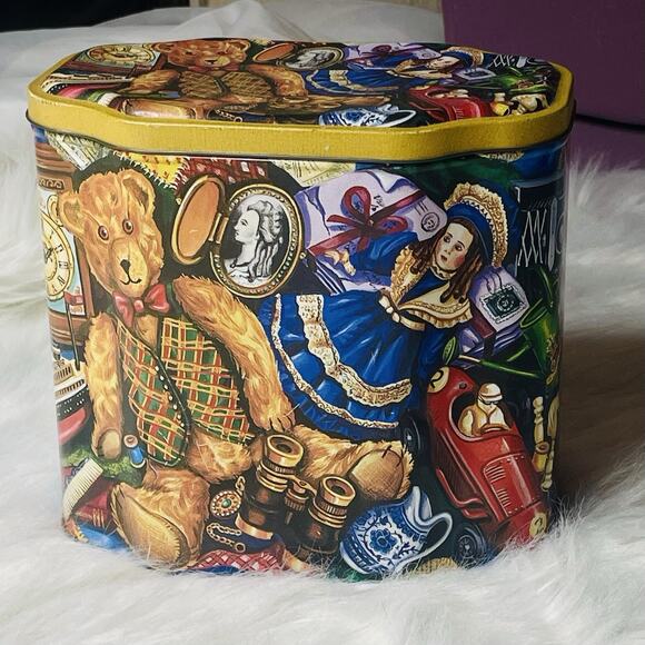 Vintage 1997 Teddy Bear Tin by Olive Can Co. The Silver Crane Co. England - Picture 1 of 9